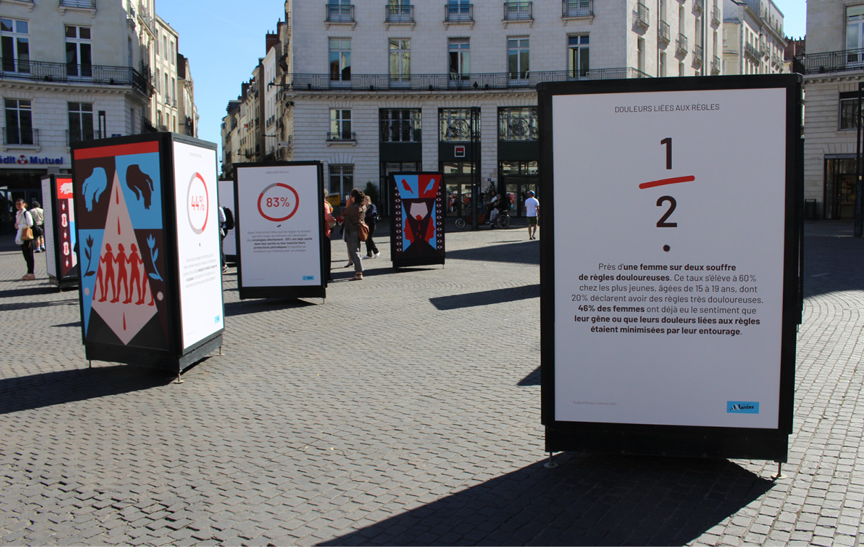 Photo de l'exposition "Zéro Tabou" à Place Royale, Nantes